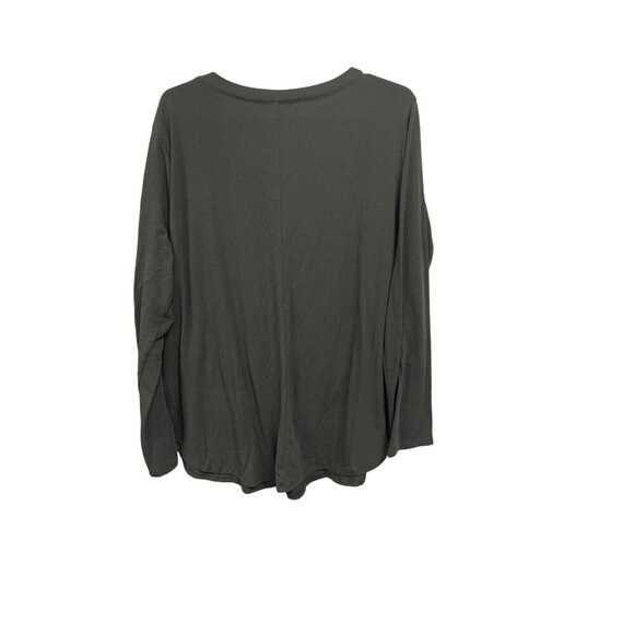 Zenana Womens Long Sleeve V-Neck Top With Leopard Pocket 3X - Picture 3 of 4